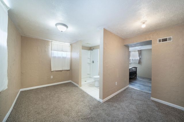 2337 S Glenn Ave, Wichita, KS 67213
