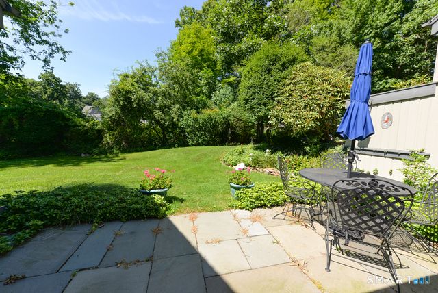 895 Heritage Village A, Southbury, CT 06488