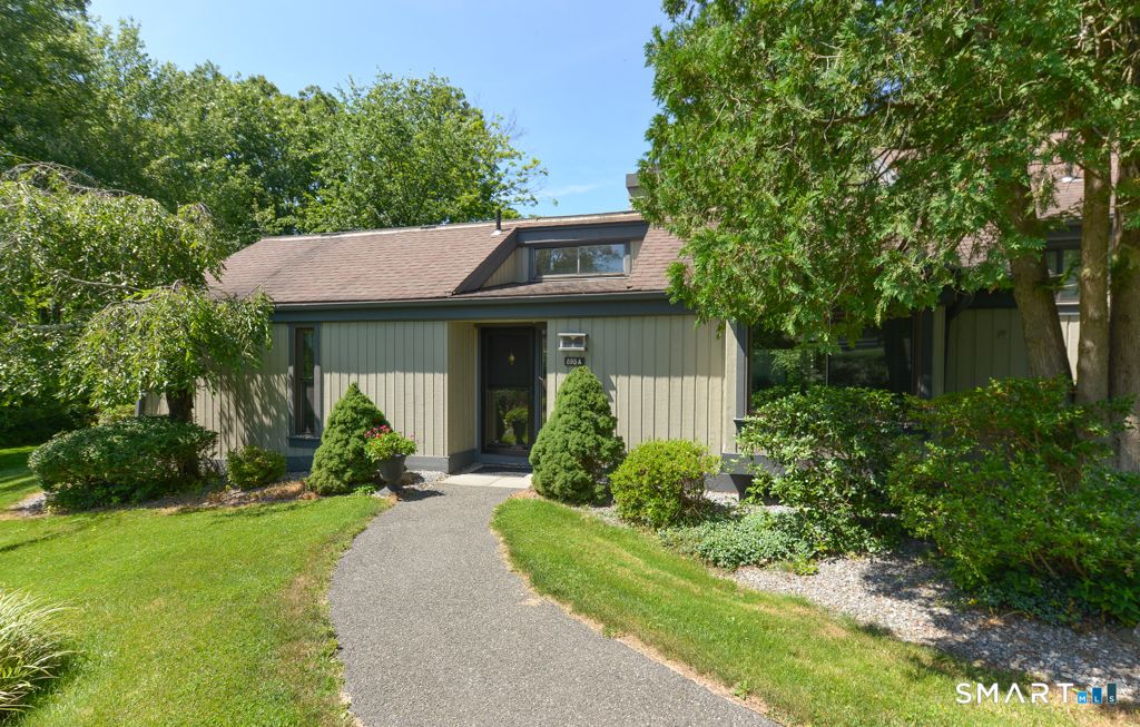 895 Heritage Village A, Southbury, CT 06488