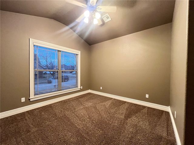 6517 N Tall Oaks Loop, Springdale, AR 72762