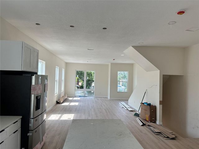 2142 5TH AVENUE N, St Petersburg, FL 33713