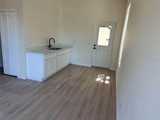 2142 5TH AVENUE N, St Petersburg, FL 33713
