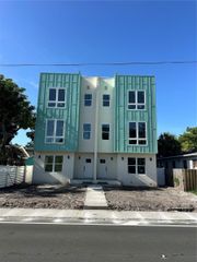 2142 5TH AVENUE N, St Petersburg, FL 33713