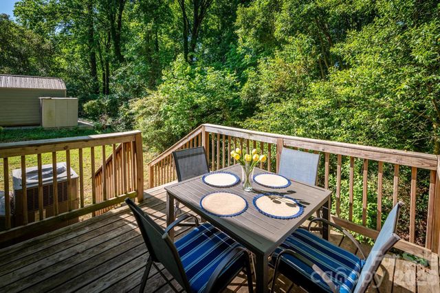 3828 Oakwood Road 74,75,76m, Charlotte, NC 28269