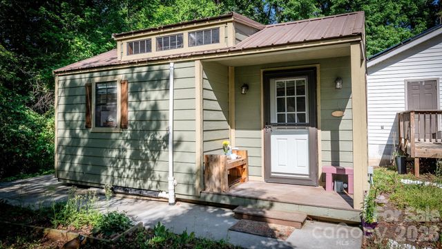 3828 Oakwood Road 74,75,76m, Charlotte, NC 28269