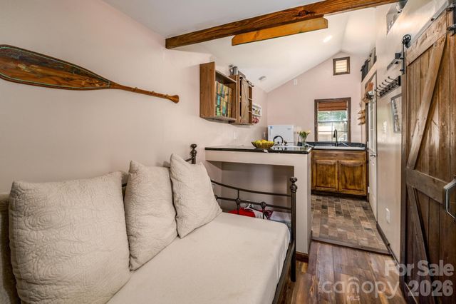 3828 Oakwood Road 74,75,76m, Charlotte, NC 28269