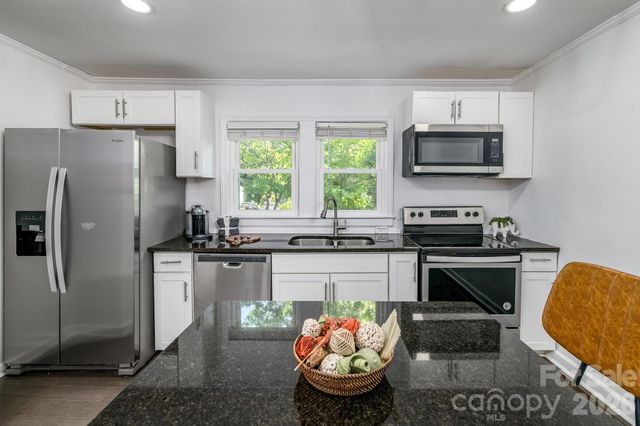 3828 Oakwood Road 74,75,76m, Charlotte, NC 28269