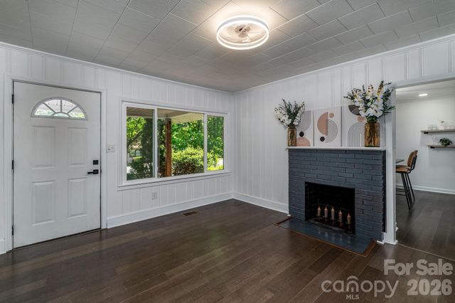 3828 Oakwood Road 74,75,76m, Charlotte, NC 28269