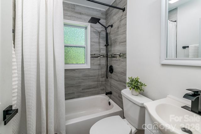 3828 Oakwood Road 74,75,76m, Charlotte, NC 28269