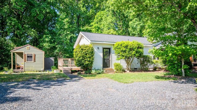 3828 Oakwood Road 74,75,76m, Charlotte, NC 28269