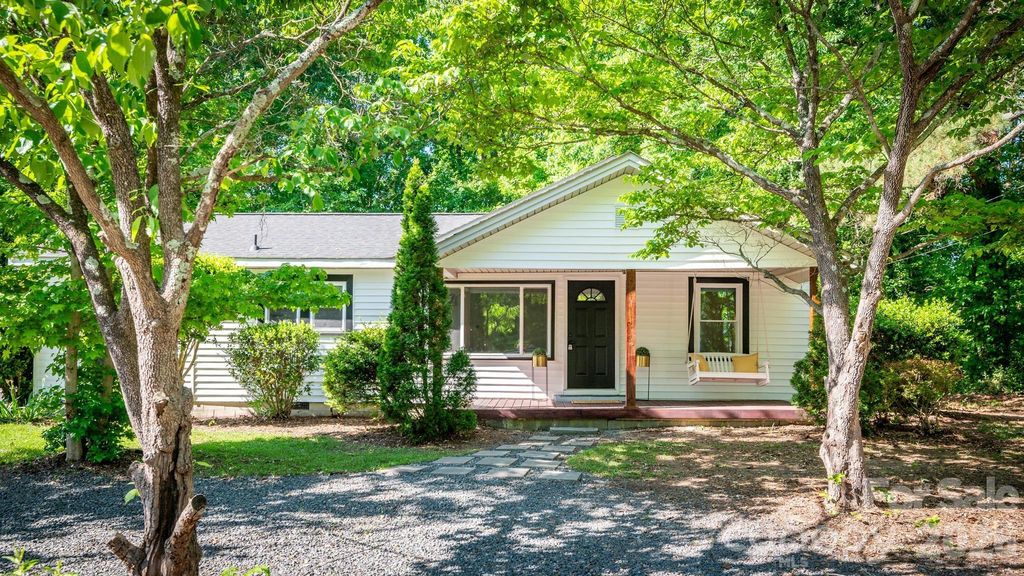 3828 Oakwood Road 74,75,76m, Charlotte, NC 28269