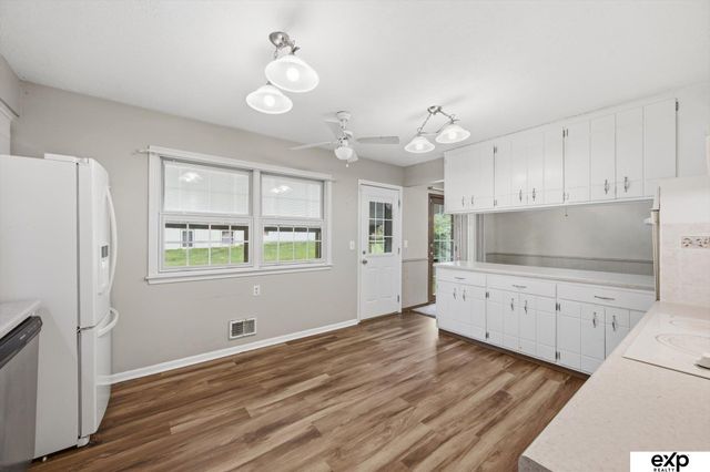 4016 Clifton Drive, Omaha, NE 68134