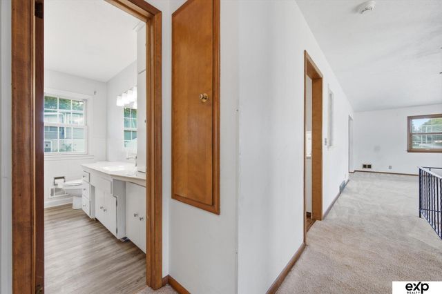 4016 Clifton Drive, Omaha, NE 68134