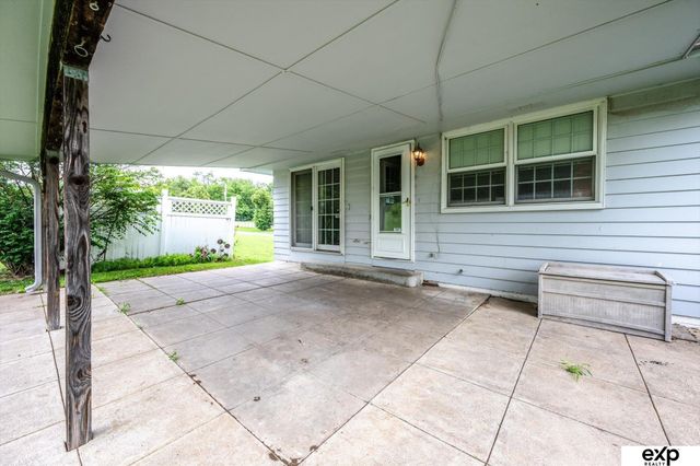 4016 Clifton Drive, Omaha, NE 68134