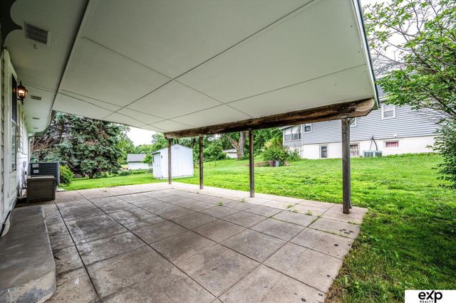 4016 Clifton Drive, Omaha, NE 68134