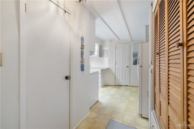 677 E Clam Circle, Port Isabel, TX 78578