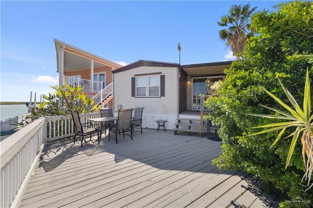 677 E Clam Circle, Port Isabel, TX 78578