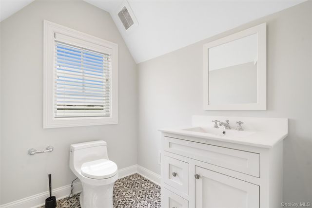 124-B Maple Avenue, Rye, NY 10580