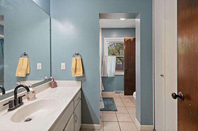 1006 Van Buren Street S, Shakopee, MN 55379