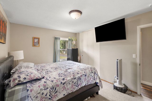 1006 Van Buren Street S, Shakopee, MN 55379