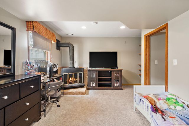 1006 Van Buren Street S, Shakopee, MN 55379