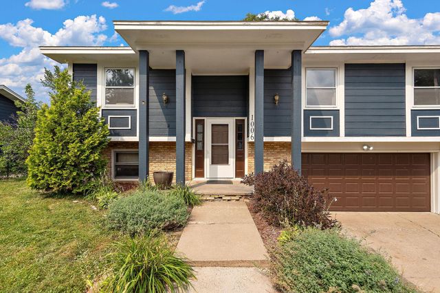 1006 Van Buren Street S, Shakopee, MN 55379
