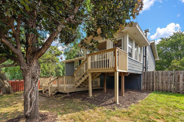 1006 Van Buren Street S, Shakopee, MN 55379