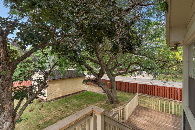 1006 Van Buren Street S, Shakopee, MN 55379