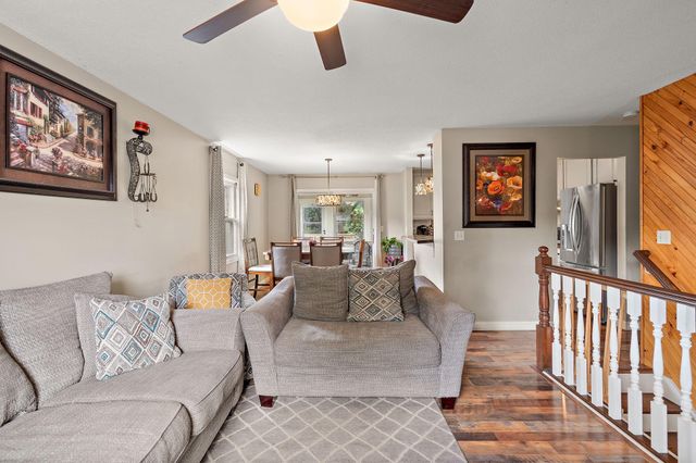 1006 Van Buren Street S, Shakopee, MN 55379