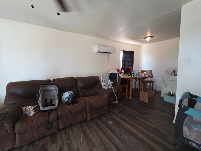 2401 E 10th Street, Lubbock, TX 79403