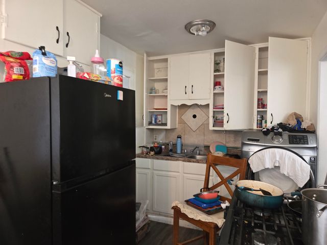 2401 E 10th Street, Lubbock, TX 79403