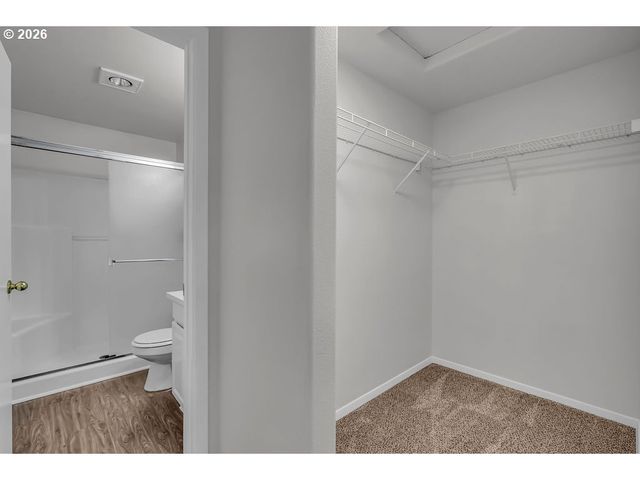 6211 Se POLARIS Way, Hillsboro, OR 97123