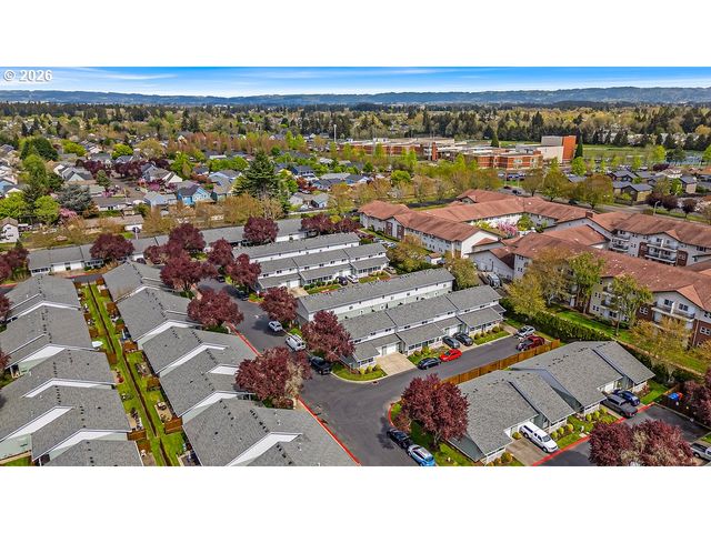 6211 Se POLARIS Way, Hillsboro, OR 97123