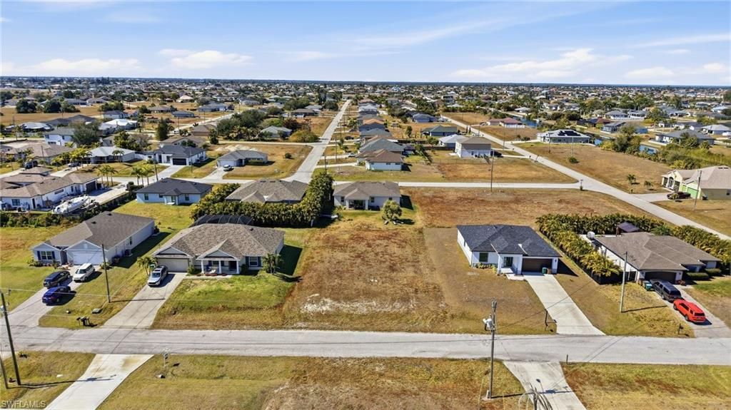 302 NW 27th AVE, CAPE CORAL, FL 33993 — photo 2