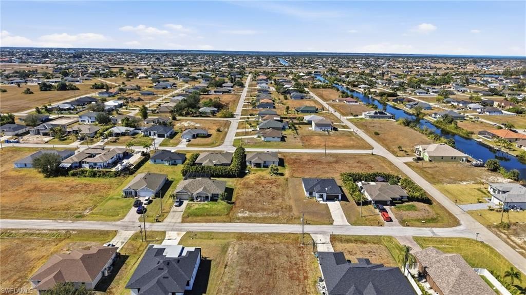 302 NW 27th AVE, CAPE CORAL, FL 33993 — photo 3