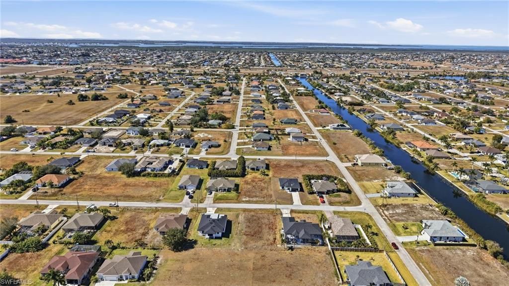 302 NW 27th AVE, CAPE CORAL, FL 33993 — photo 4