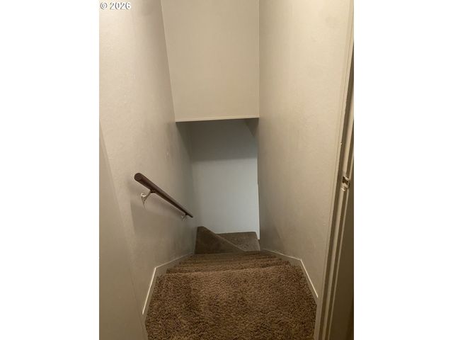 2963 ALDER St, Eugene, OR 97405