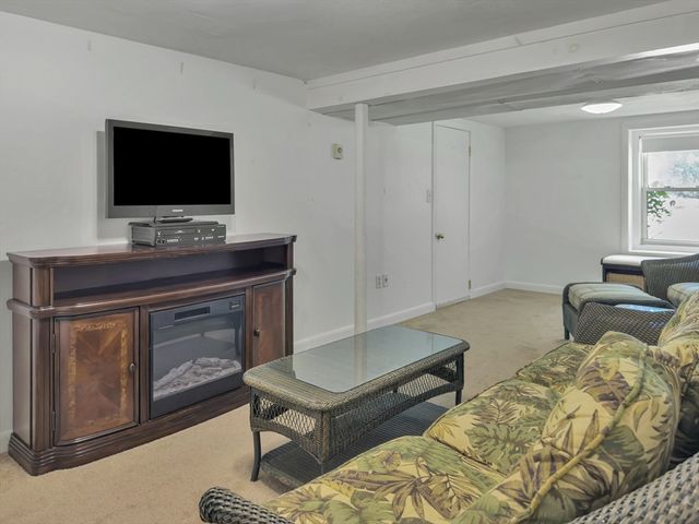 20 Madison Ave, Randolph, MA 02368
