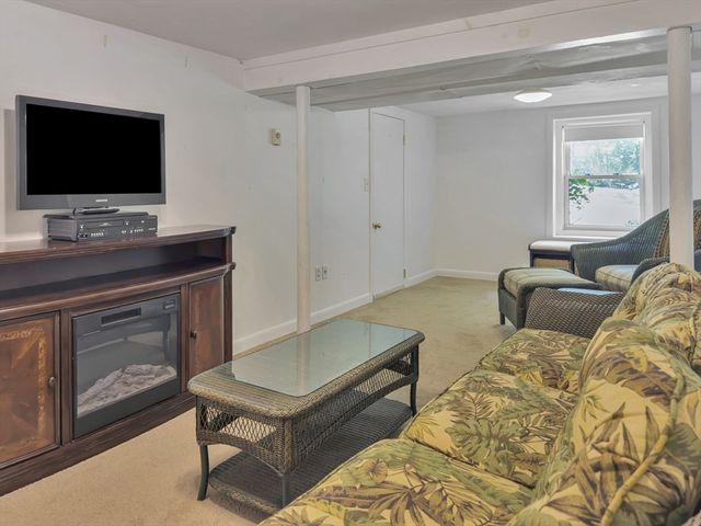 20 Madison Ave, Randolph, MA 02368