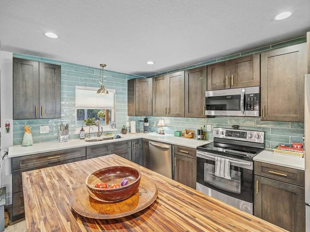 2485 SE Saphire Ter Terrace, Port St. Lucie, Port St Lucie, FL 34952