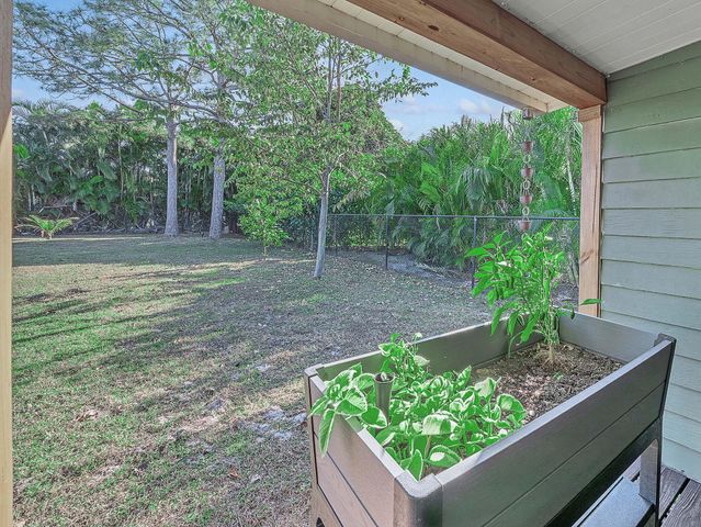 2485 SE Saphire Ter Terrace, Port St. Lucie, Port St Lucie, FL 34952