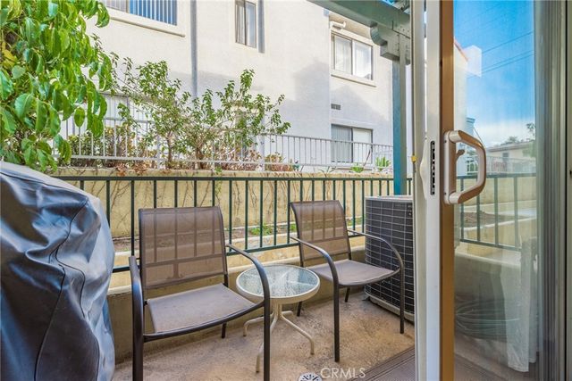 1224 Stanley Avenue 3, Glendale, CA 91206