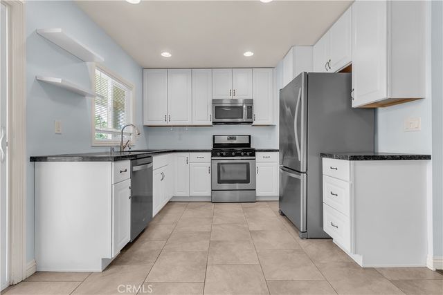 4352 Blueridge, Riverside, CA 92505
