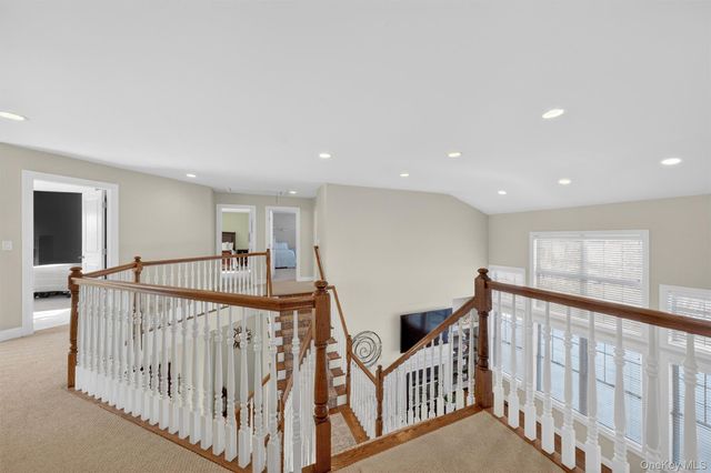 205 Buttonwood Way, Hopewell Junction, NY 12533