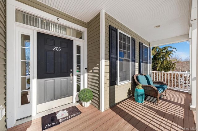 205 Buttonwood Way, Hopewell Junction, NY 12533