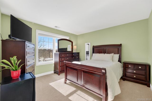 205 Buttonwood Way, Hopewell Junction, NY 12533