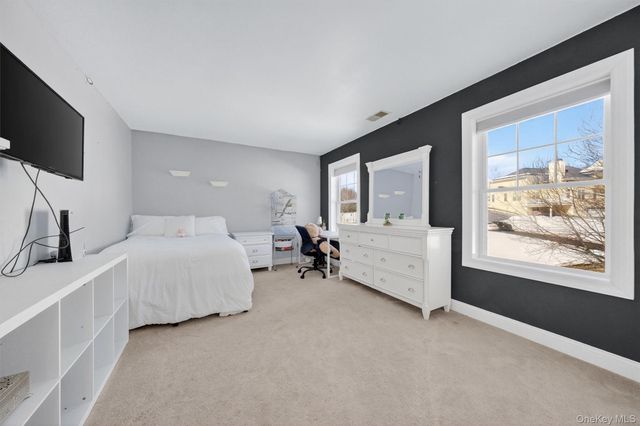 205 Buttonwood Way, Hopewell Junction, NY 12533