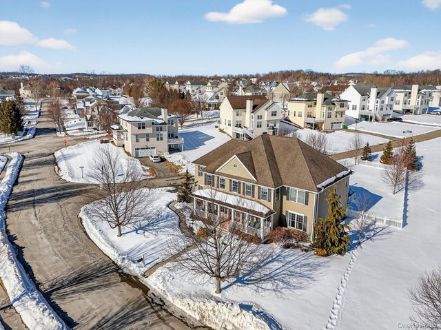 205 Buttonwood Way, Hopewell Junction, NY 12533