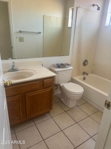 1422 E MINERAL Road, Gilbert, AZ 85234