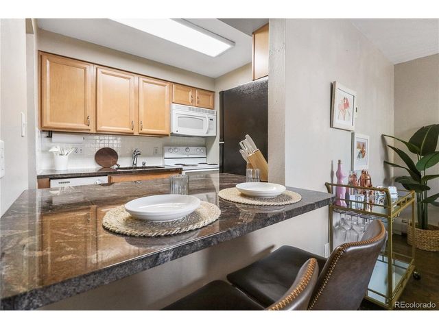 1270 N Marion St 406, Denver, CO 80218
